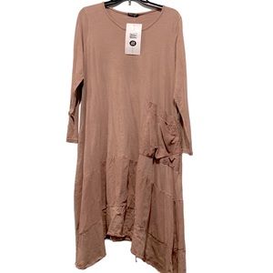 Saga Italy sustainable Lagen Look crunchy mom dress. NWT